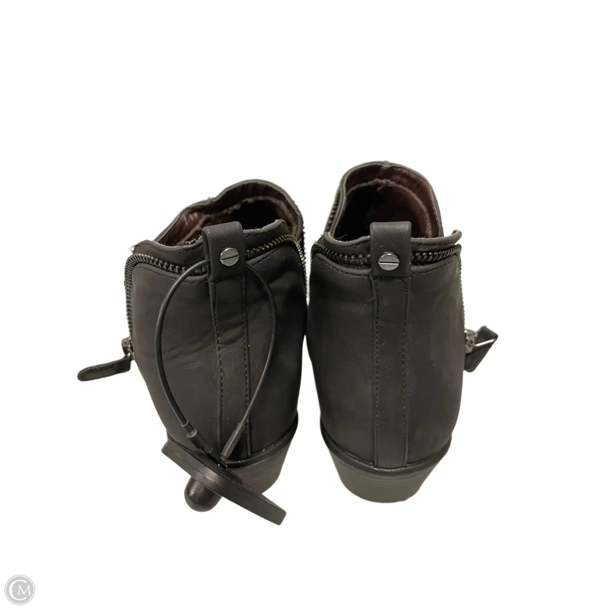 Boots Ankle Flats By Qupid In Black, Size: 8