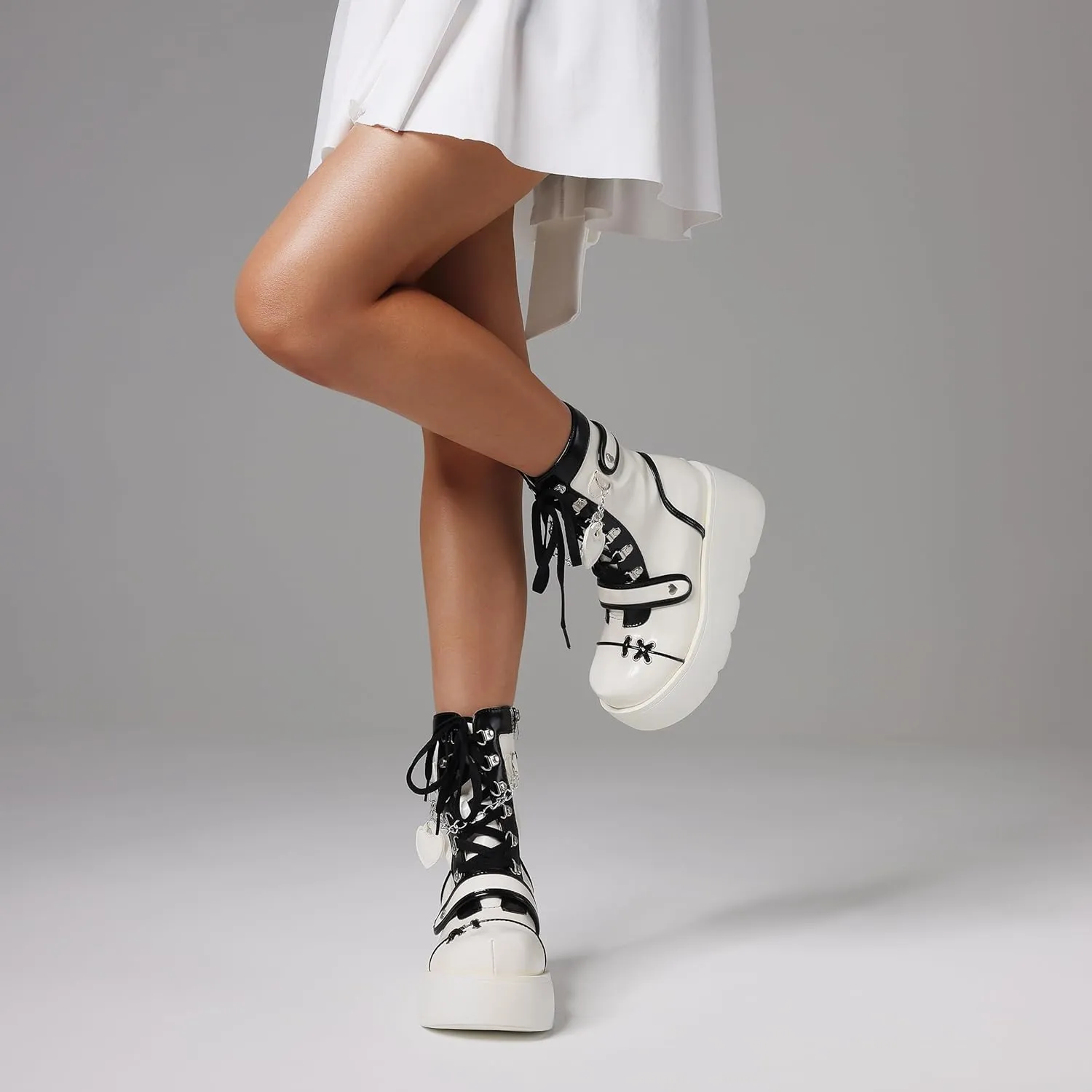 CELNEPHO Platform Ankle Boots for Women Wedge High Heel Booties Goth Round Toe Combat Boots Women Cute Heart Lace Up Rave Boots Outdoor Dress Boots with Chain