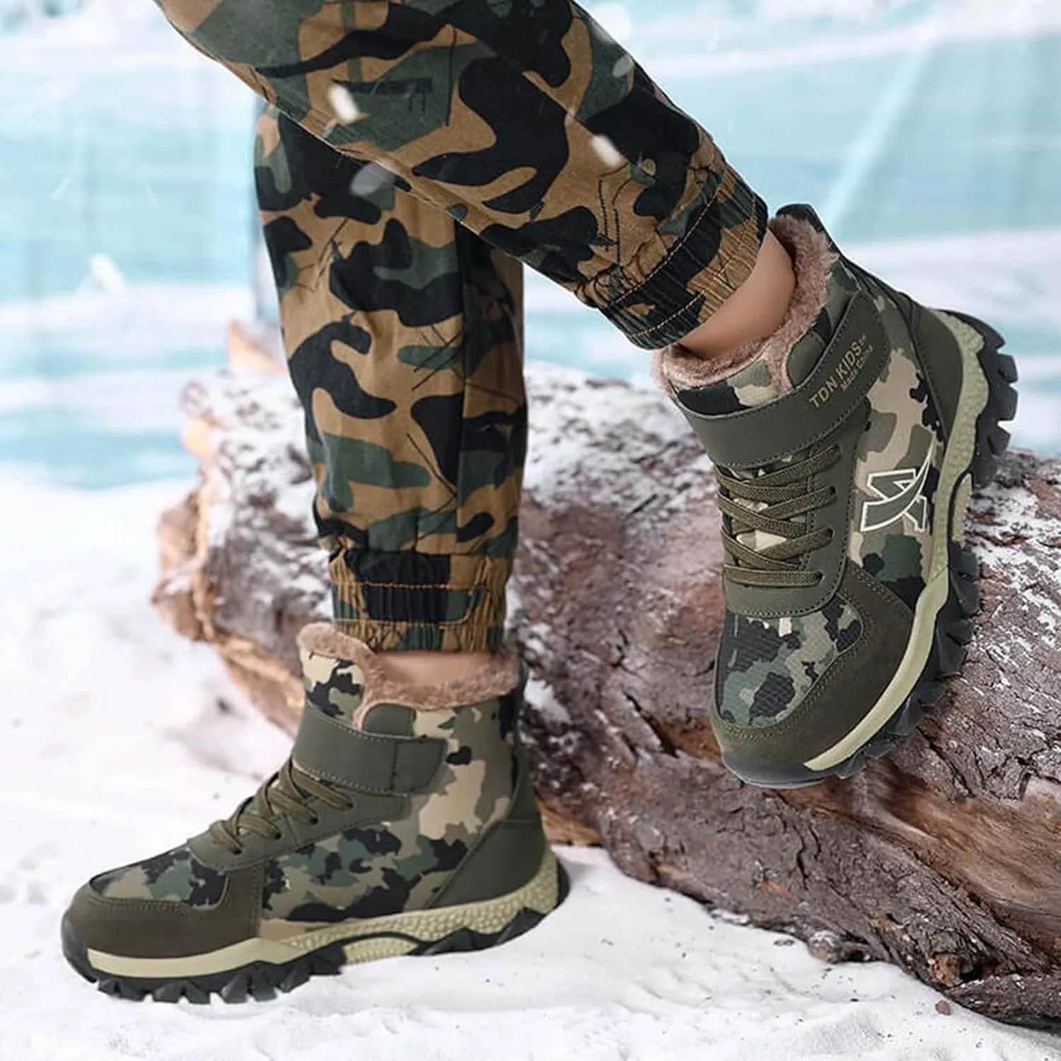 CERYTHRINA Kids Hiking Boots Boys Camouflage Hiking Shoes Warm Winter Snow Boots Anti-skid Adventure Trekking Shoes