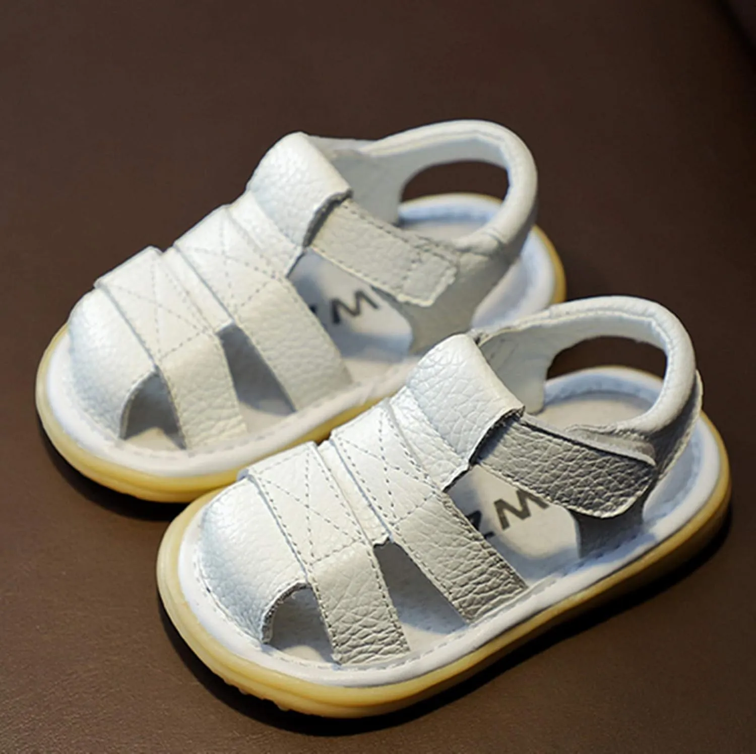 DADAWEN Baby Boys Girls Summer Lightweight Soft Sole Closed-Toe Outdoor Leather Athletic Sandals