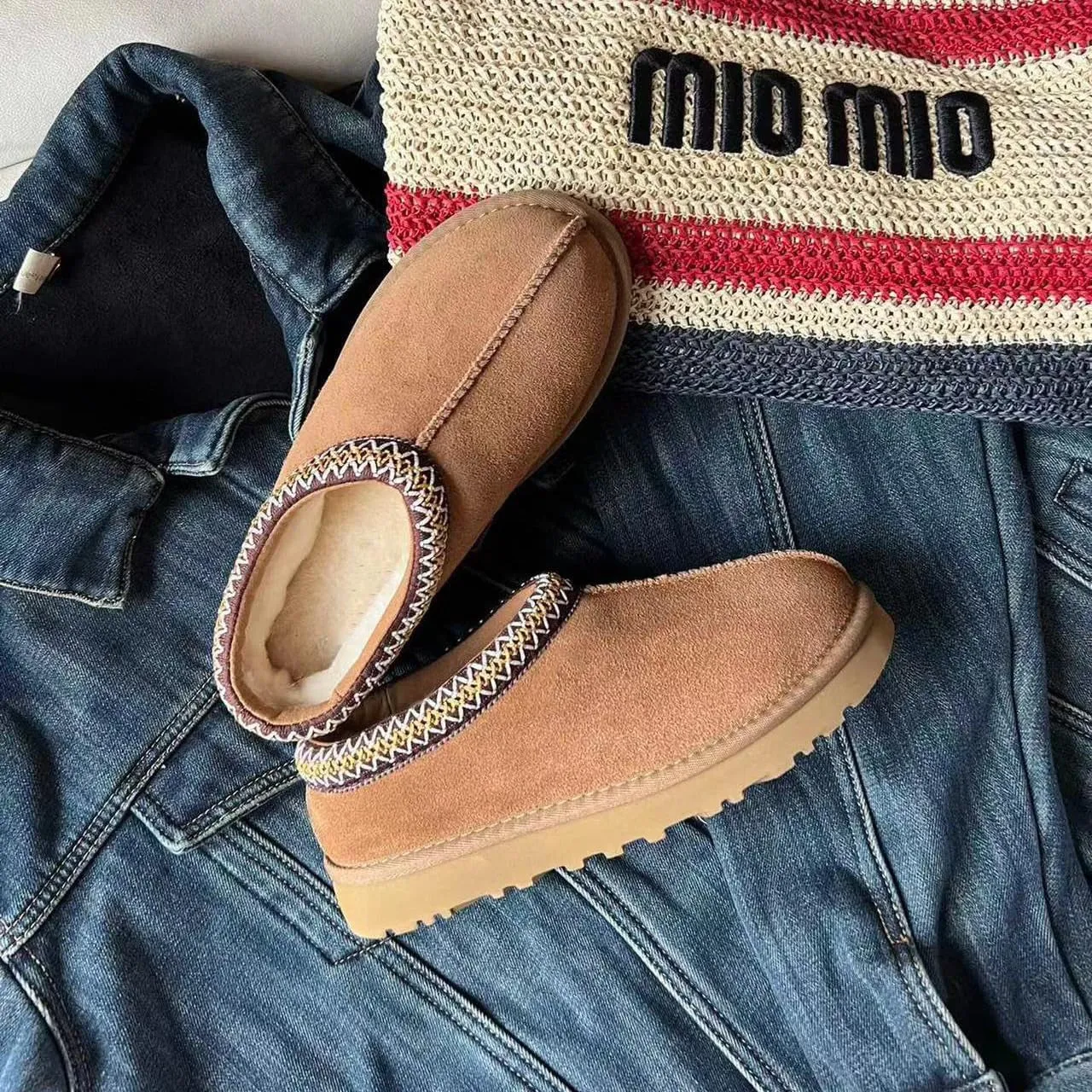 Fashion plush platform slippers for kids trend Mini Fleece Lined boots big kids Outdoor indoor slippers little kids Anti slip boots girl boys Short ankle boots Toddler