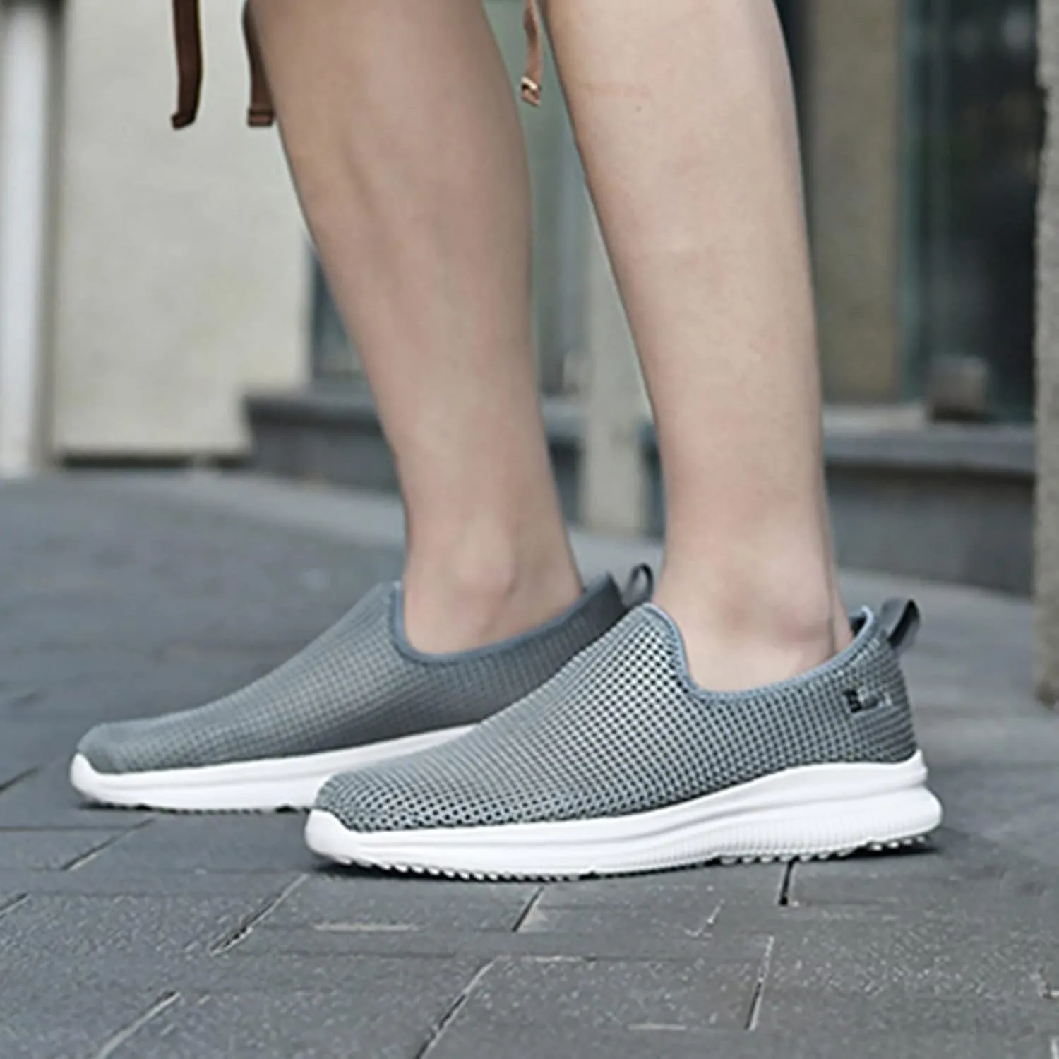 Fashion Summer Men Mesh Breathable Flat Lightweight Comfortable Casual Sneaker Mens