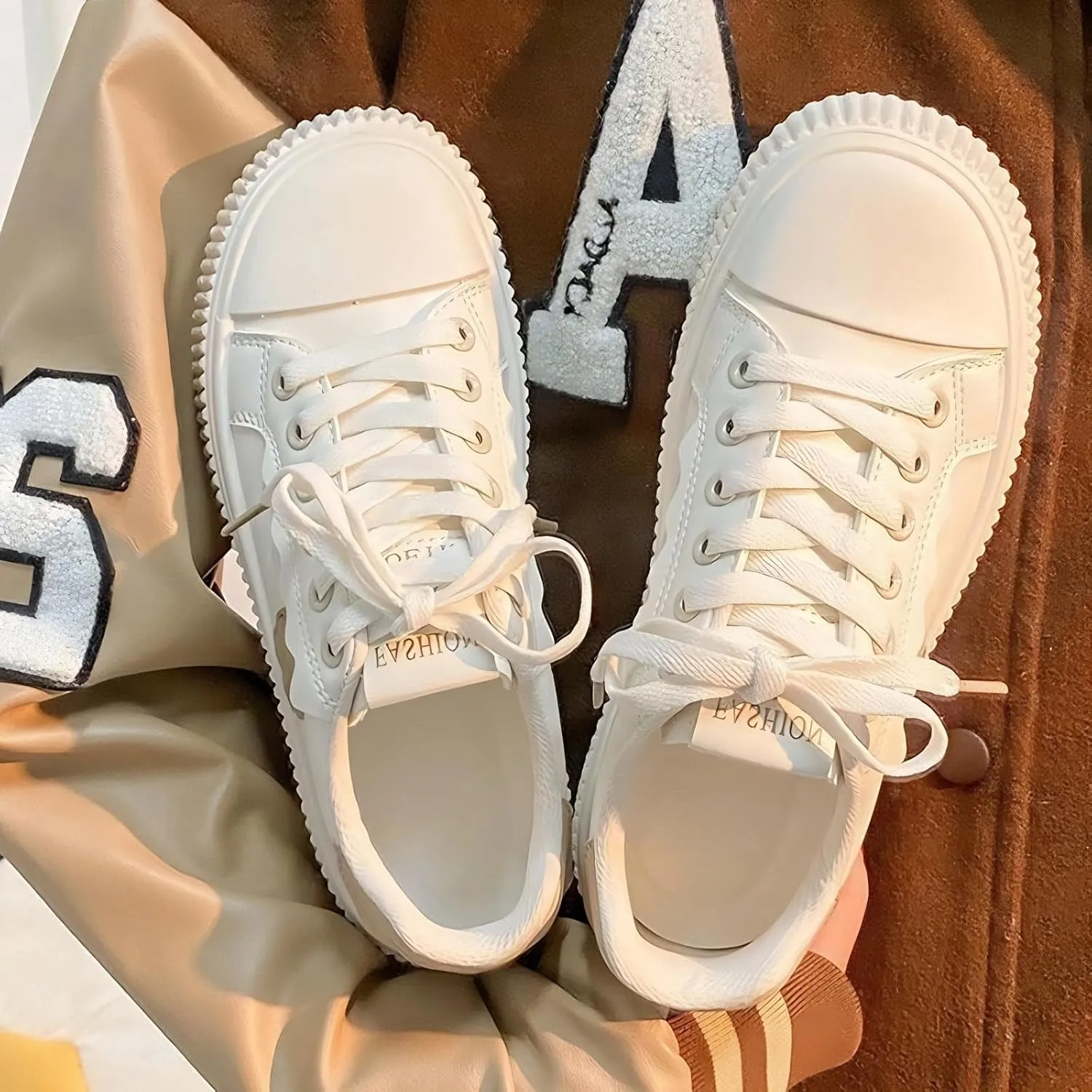 Floral Decor Platform Shoes Fashion Chunky Sneakers for Women Trendy Casual Aesthetic White Shoes Low Top