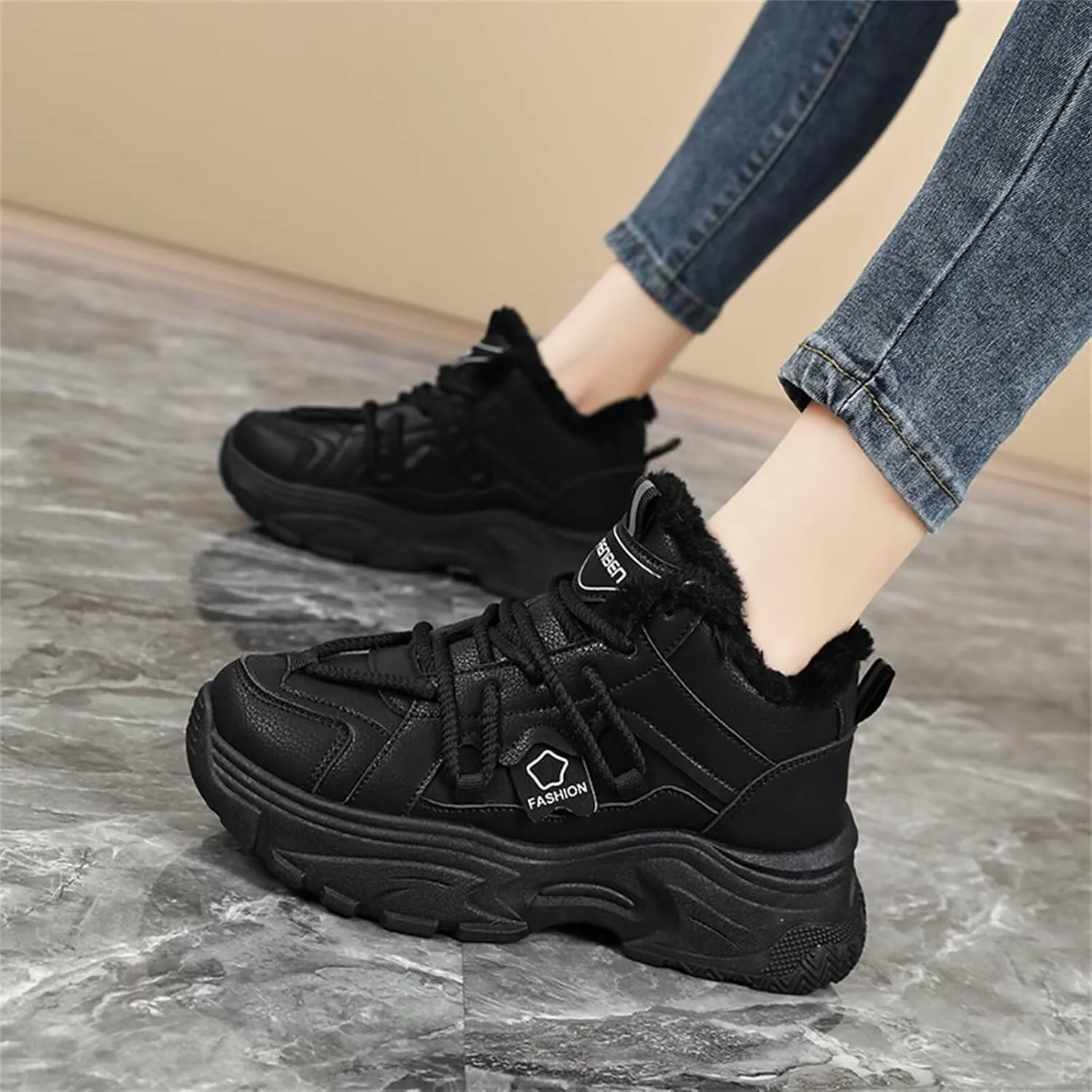 Fur Lined Winter Sneakers for Women Fashion Dad Shoes Warm Fleece Lining Comfortable Chunky Platform Sneakers for Girls