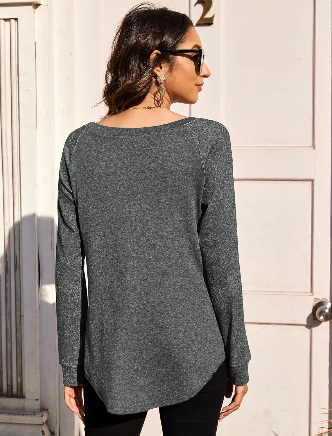 Halife Women's Lightweight Color Block Long Sleeve Loose Fit Pullover Sweatshirts Tunics Tops Shirts