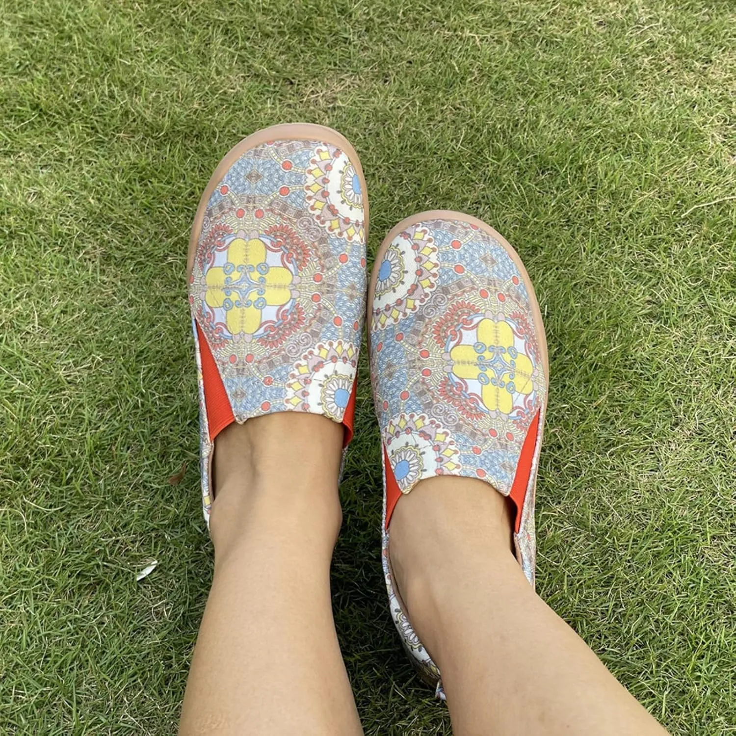 HiGropcore Women's Art Painted Casual Loafers Slip On Canvas Walking Shoes Comfortable Lightweight Ladies Travel Shoes