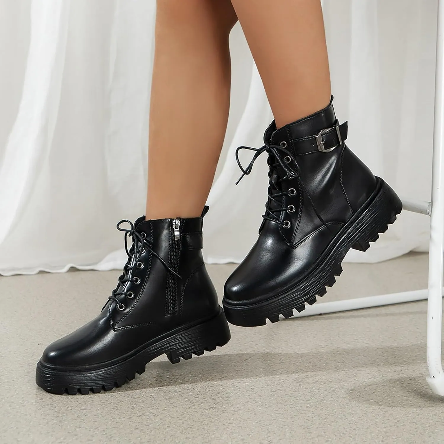 Lace-up Combat Boots Ankle Booties for Women Trendy Mid Calf Low Heel Western Platform Hiking Booties Outdoor Shoes