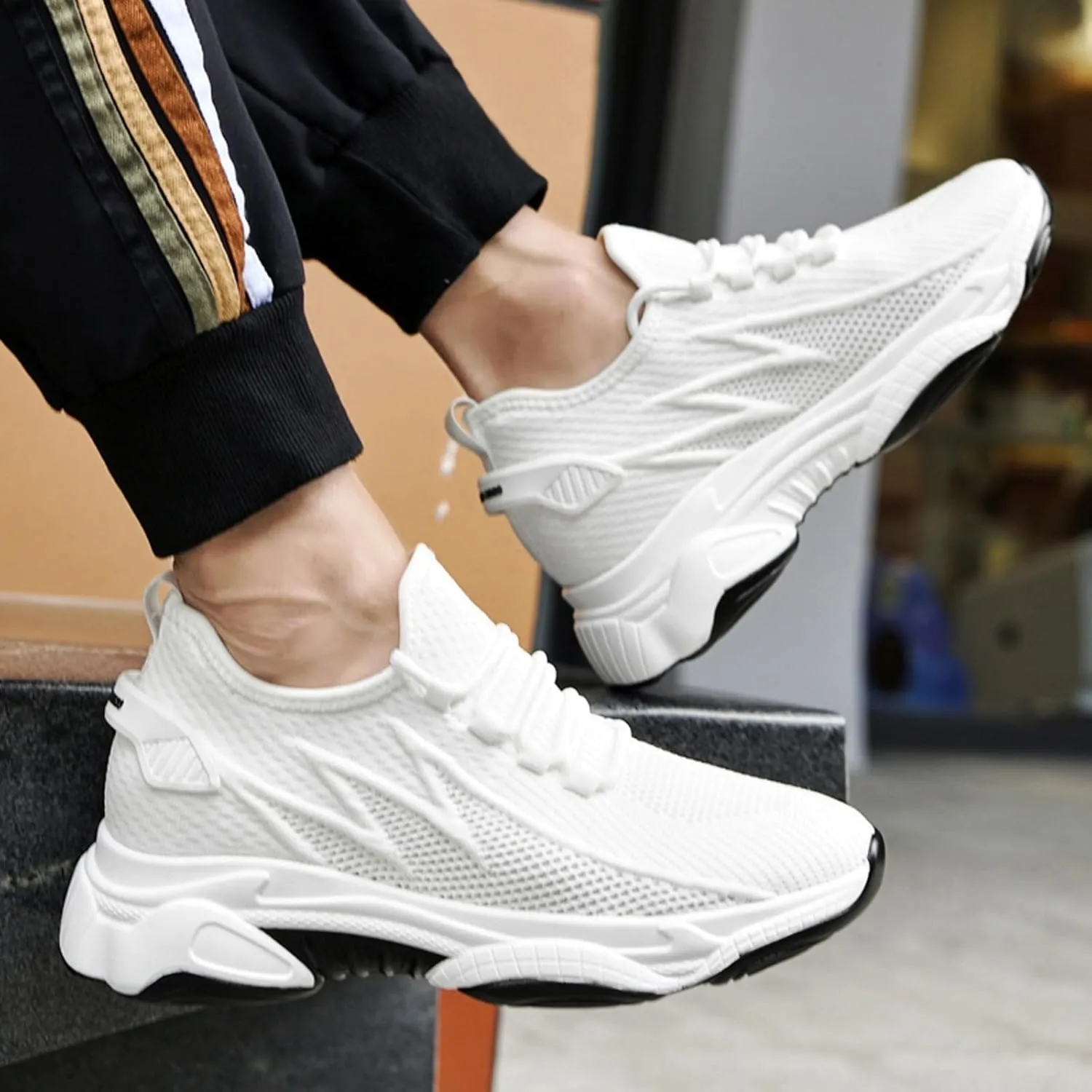 Men's Autumn and Winter Breathable Outdoor Hiking Shoes High Top Shoes Hiking Sneaker Socks High