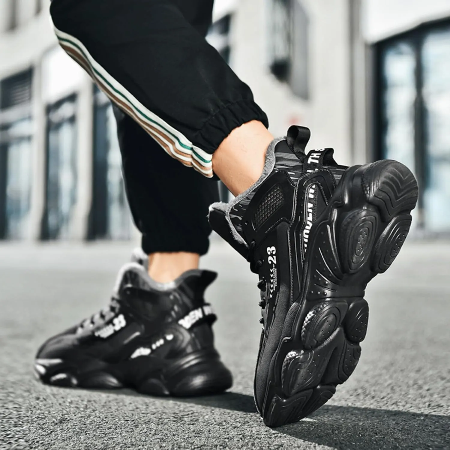 Mens Fashion Lace-Up Leather Fur Lining Platform Sneakers Mid Top Round Toe Non-Slip Chunky Casual Sport Shoes for Walking Workout Driving