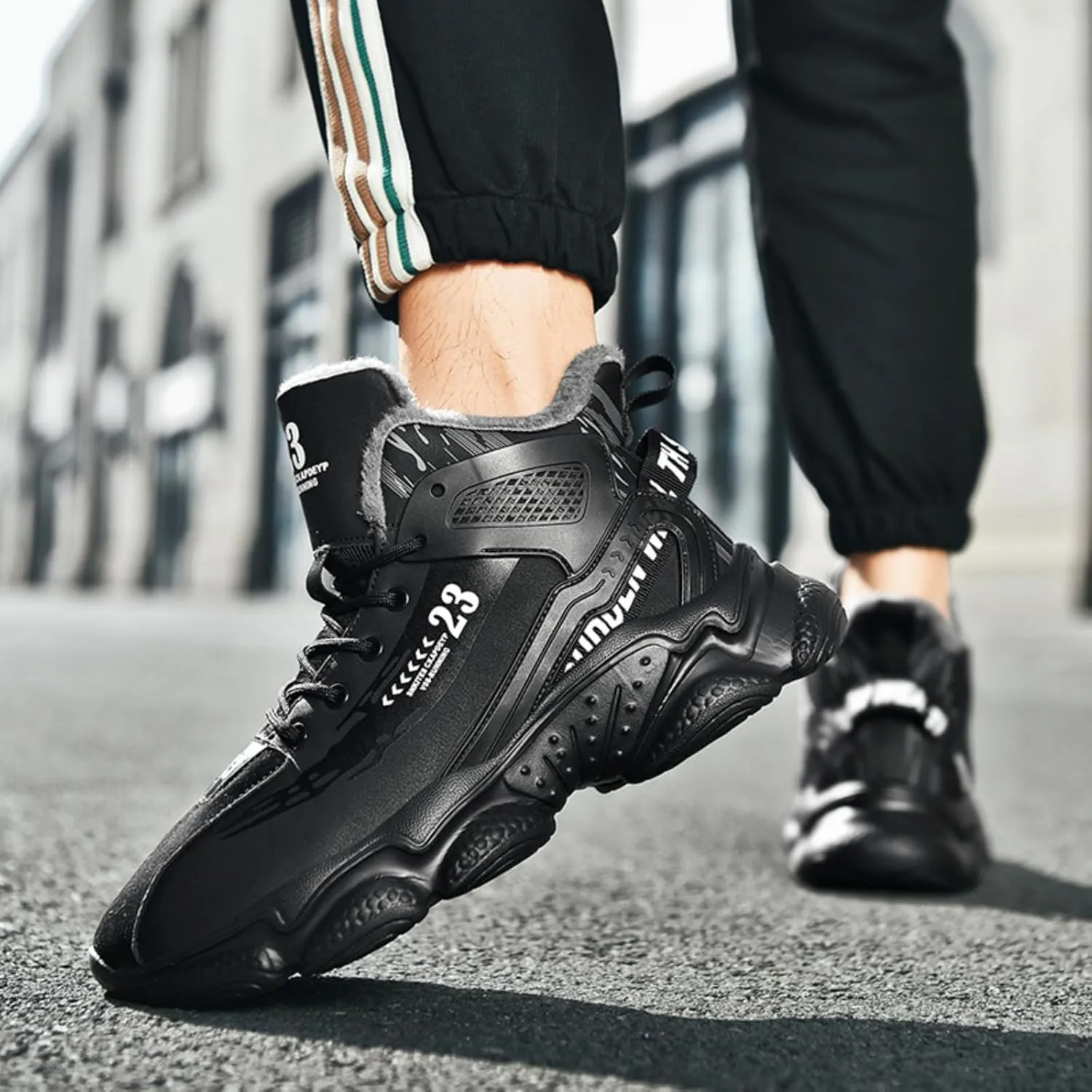 Mens Fashion Lace-Up Leather Fur Lining Platform Sneakers Mid Top Round Toe Non-Slip Chunky Casual Sport Shoes for Walking Workout Driving