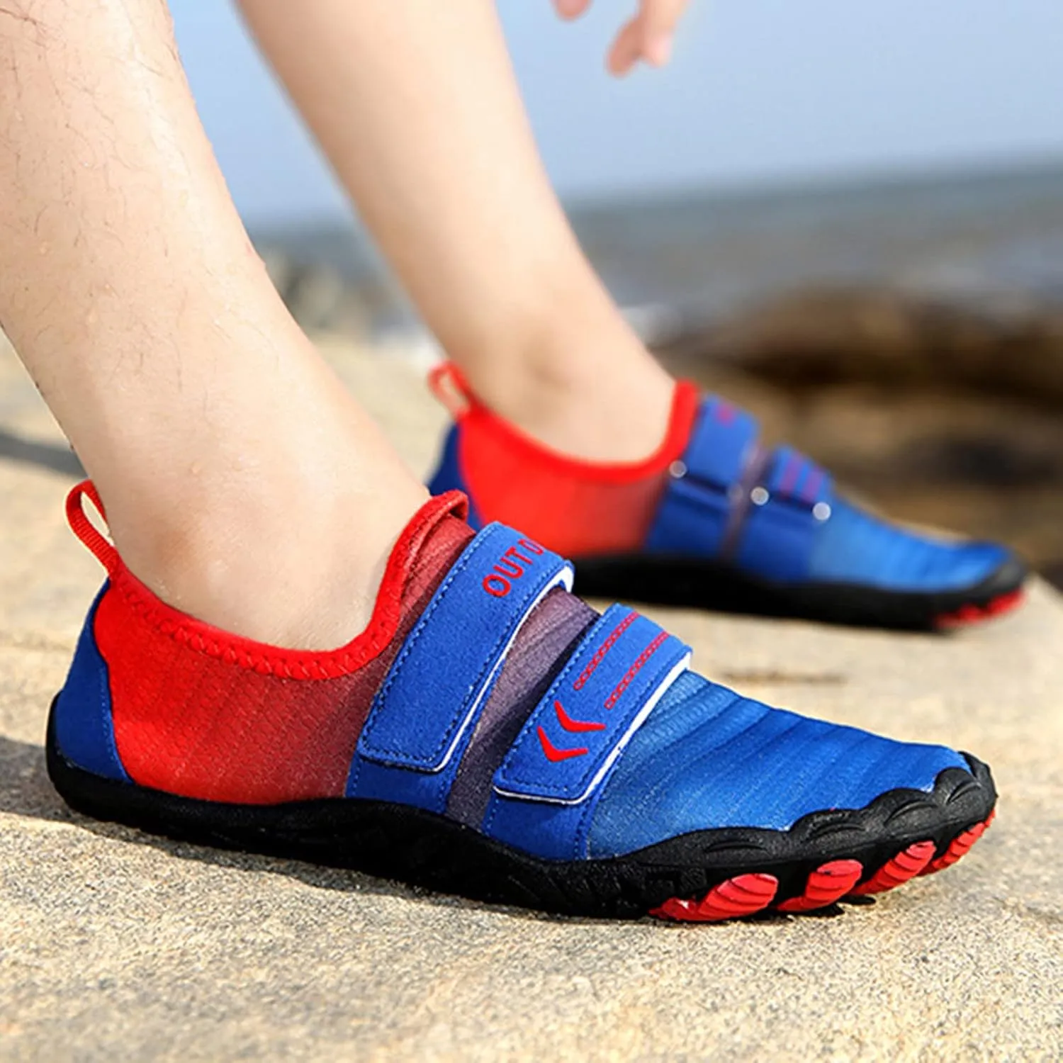 Mens Outdoor Wading Shoes Hiking Footwear Barefoot Quick-Dry Water Sports Shoes for Diving Boating Surfing