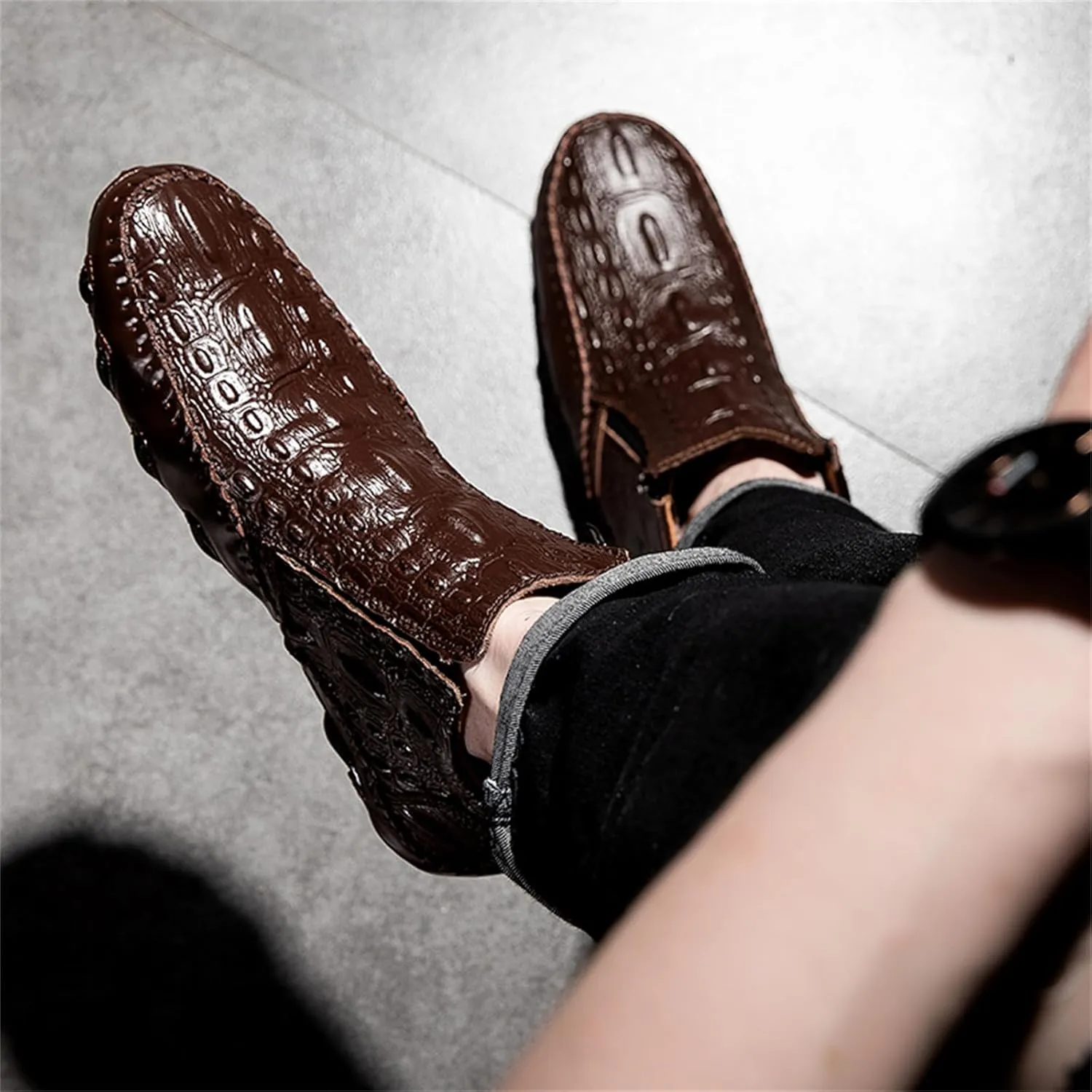 Mens Winter Chelsea Boots Side Zipper Ankle Dress Formal Boots Fashion Crocodile Pattern Outdoor Non-Slip High-Top Fur Lined Ankle Boots For Men