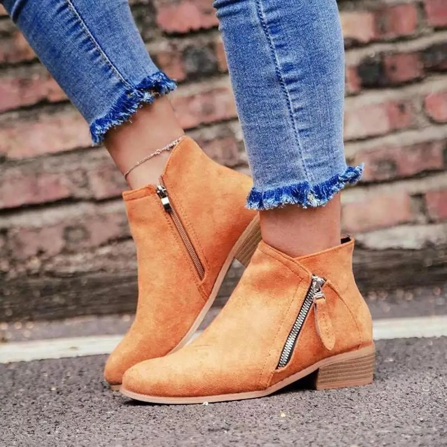 oiangi Womens Boots Fall 2022 Ankle Booties Vintage Slip on Round Toe Side Zipper Chunky Block Mid Heel Booties Solid Casual Comfy Outdoor Ladies Shoes