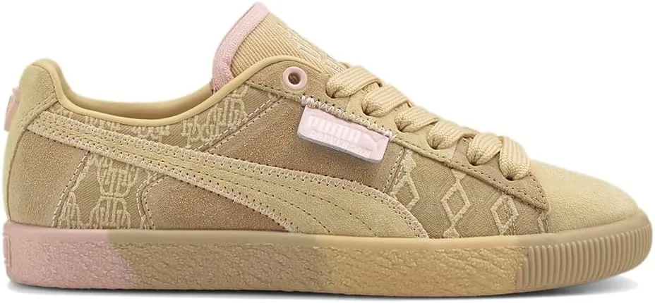 PUMA Womens Clyde Pre-Game Runway Lace Up Sneakers Shoes Casual - Beige - Size 6.5 M