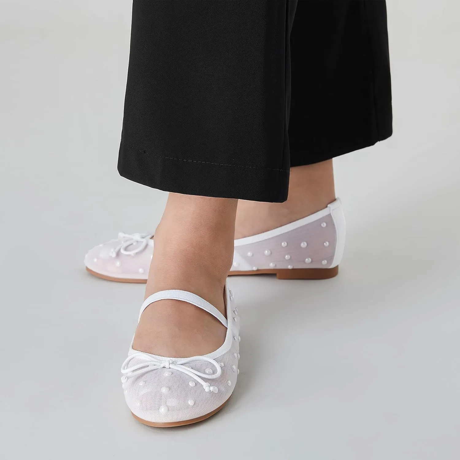 Trary Ballet Flats for Women Closed Round Toe Mary Jane Shoes Women Cute Bowknot Non-Slip Dressy Shoes Elastic Strap Comfortable Women's Flats for All-Year Daily Work Causal