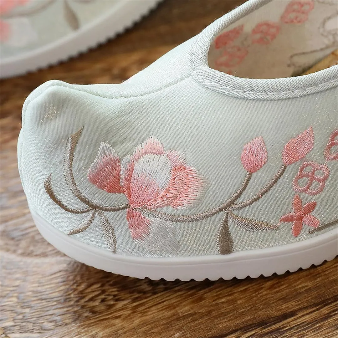 Vintage Chinese Style Women Flock Cotton Fabric Pointy Hanfu Shoes Hidden Platforms Elegant Embroidered Sneakers