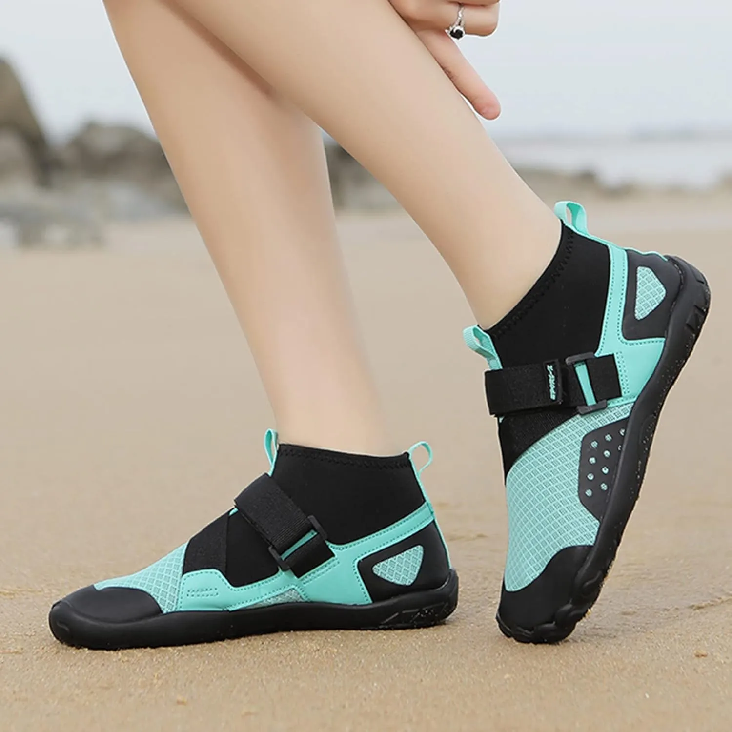 Water Shoes for Adults Quick Dry Barefoot Non Slip Aqua Socks Swim Surf Beach Yoga Boating River Pool Sport Shoes Spring Shoe for Women 2025