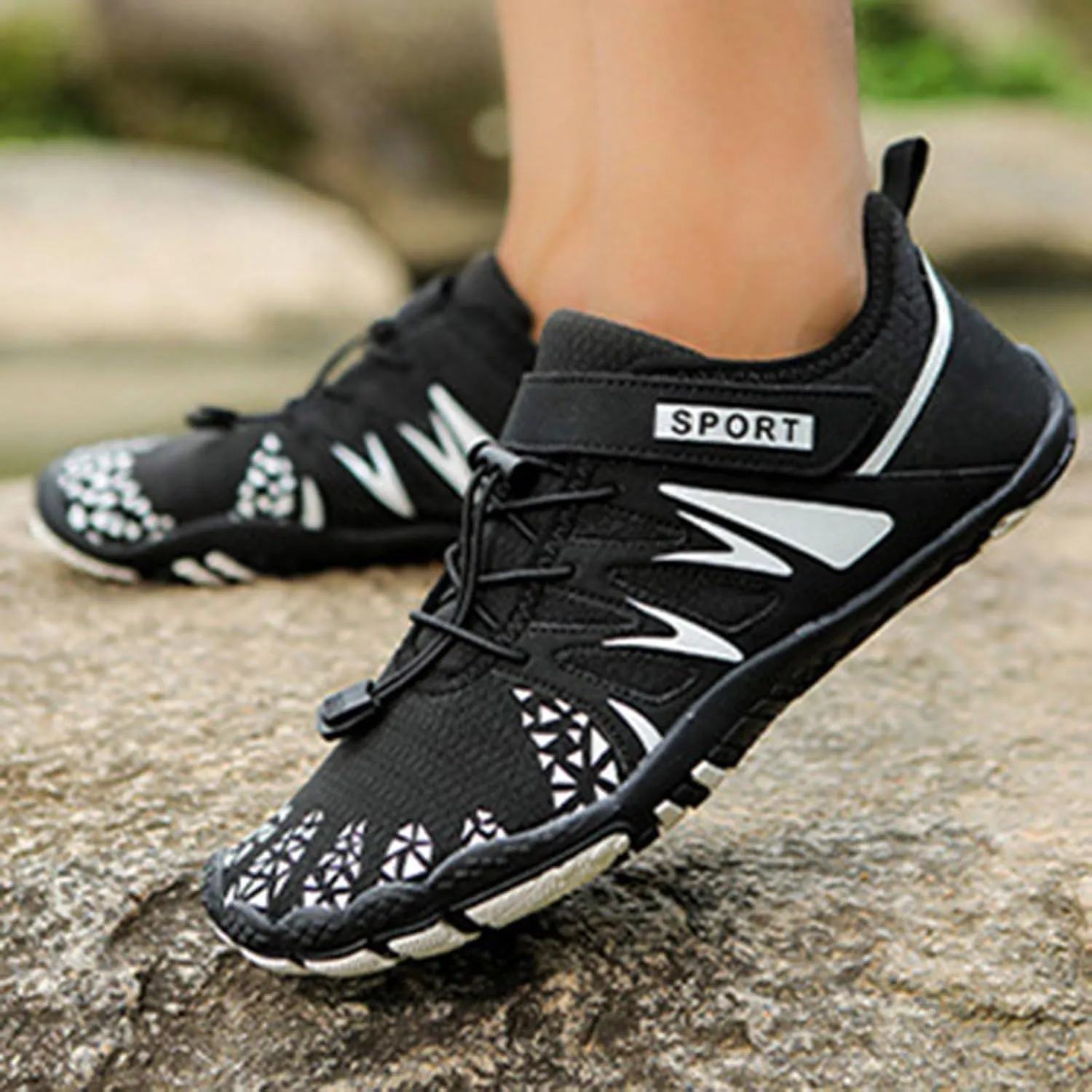 Water Shoes Men Wide Feet Non Slip Casual Arch Support Womens Barefoot Water Shoes Mens Wide Water Shoes Quick Dry Water Sports Barefoot Shoes Aqua Socks for Swim Beach Pool Surf Yoga