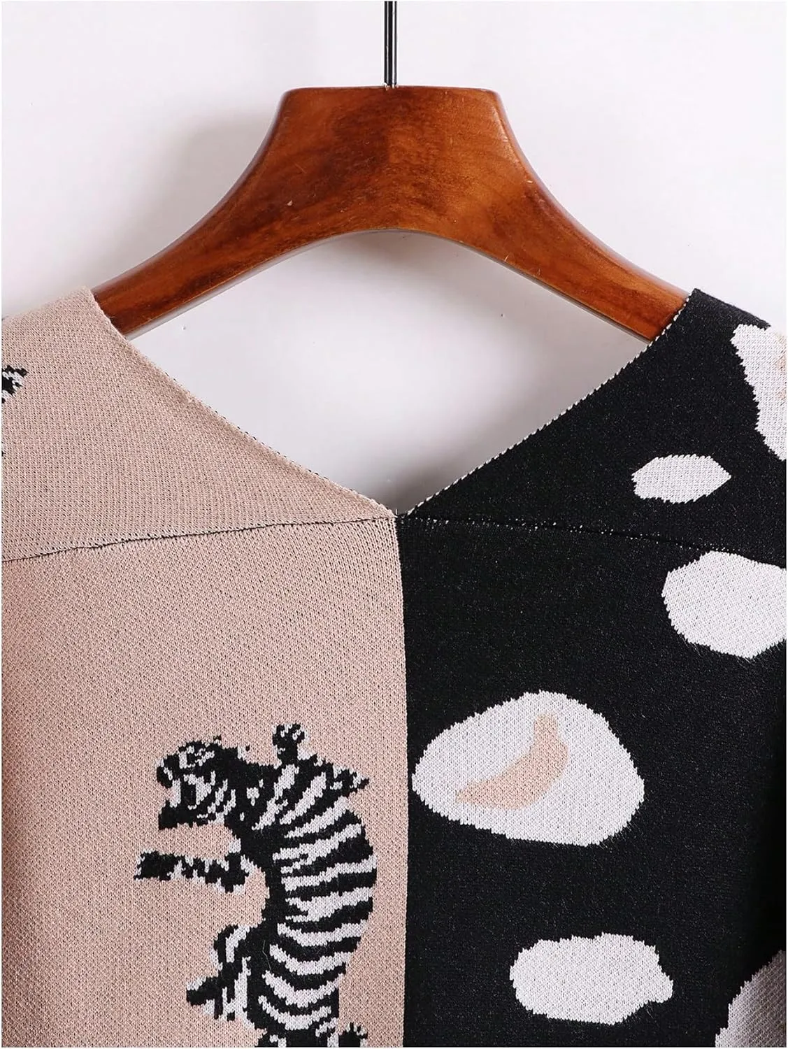 WDIRARA Women's Leopard Tiger Print Cardigan V Neck Long Sleeve Color Block Button Down Sweater Outwear