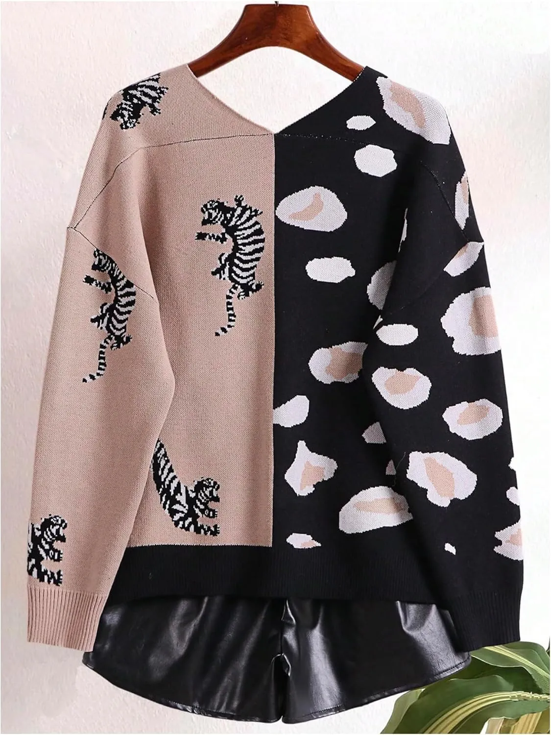 WDIRARA Women's Leopard Tiger Print Cardigan V Neck Long Sleeve Color Block Button Down Sweater Outwear