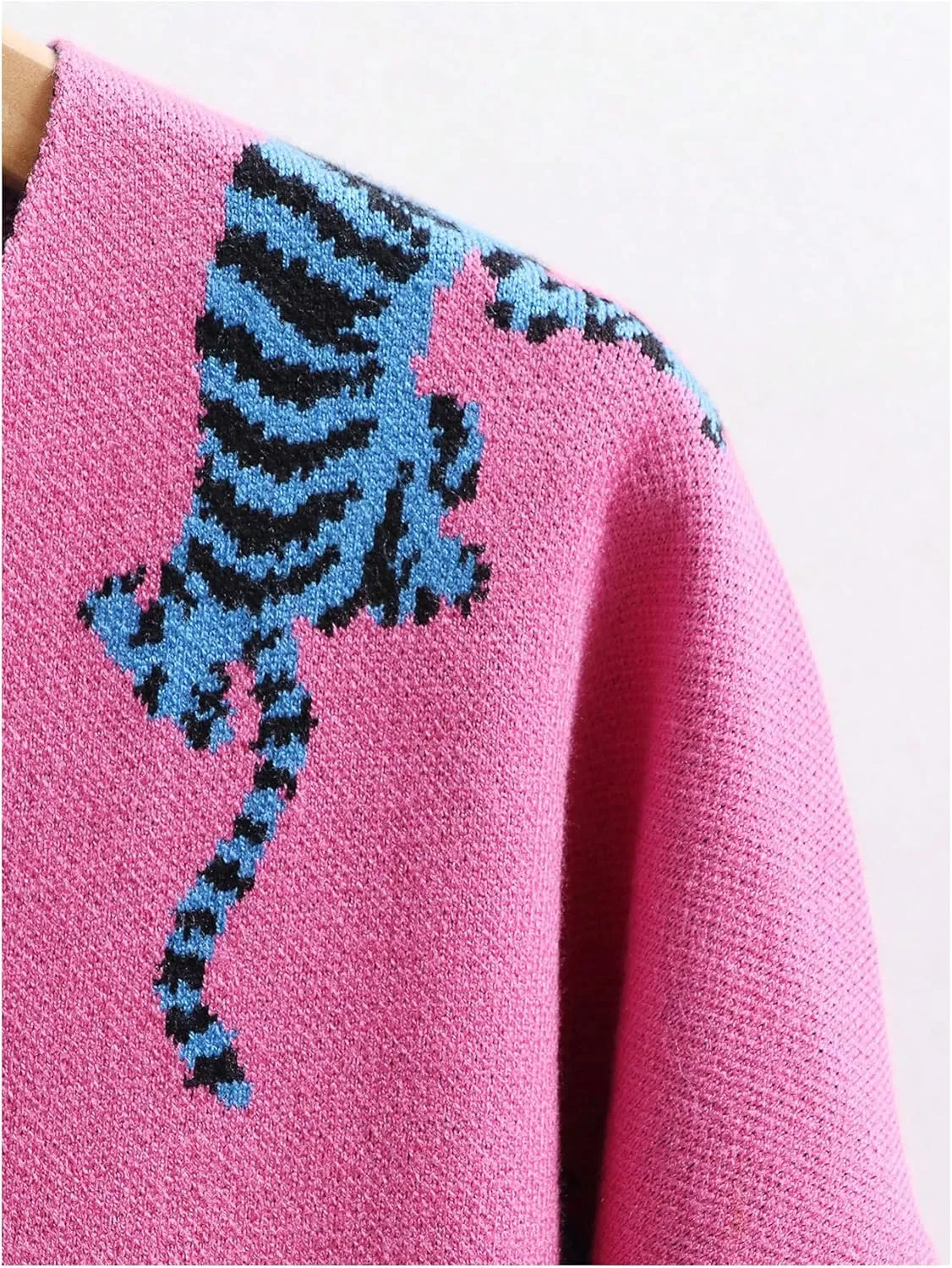 WDIRARA Women's Leopard Tiger Print Cardigan V Neck Long Sleeve Color Block Button Down Sweater Outwear