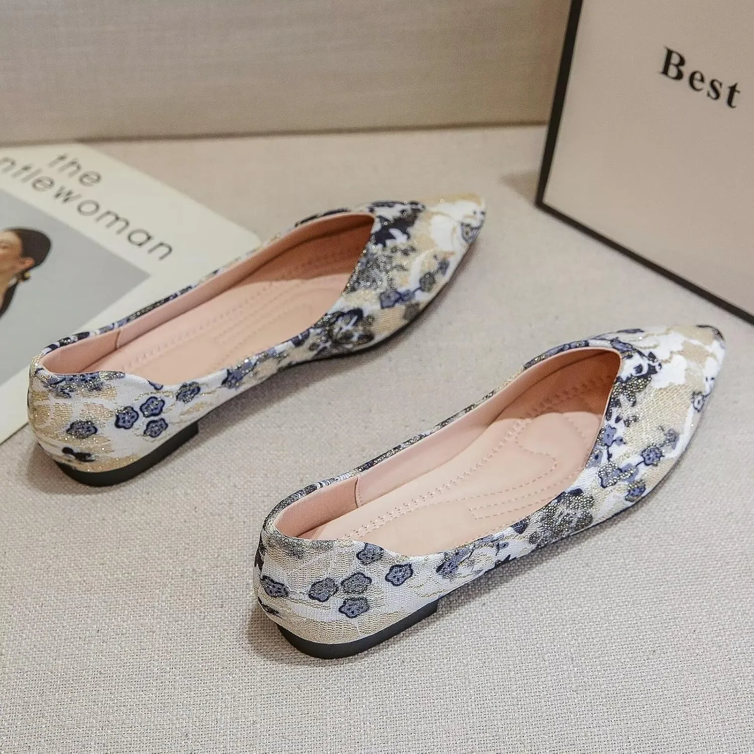 WENJIAZHIZHI Womens Pointed Toe Bow Flats Elegant Floral Print Slip-ons Comfortable Dress Shoes for Party Wedding
