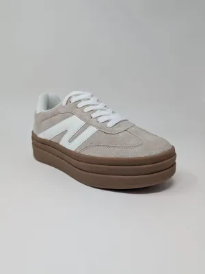 Women's Low Top Chunky Platform Sole Lace Up Sneakers