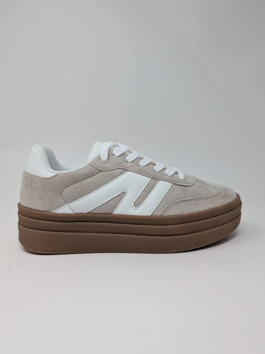 Women's Low Top Chunky Platform Sole Lace Up Sneakers