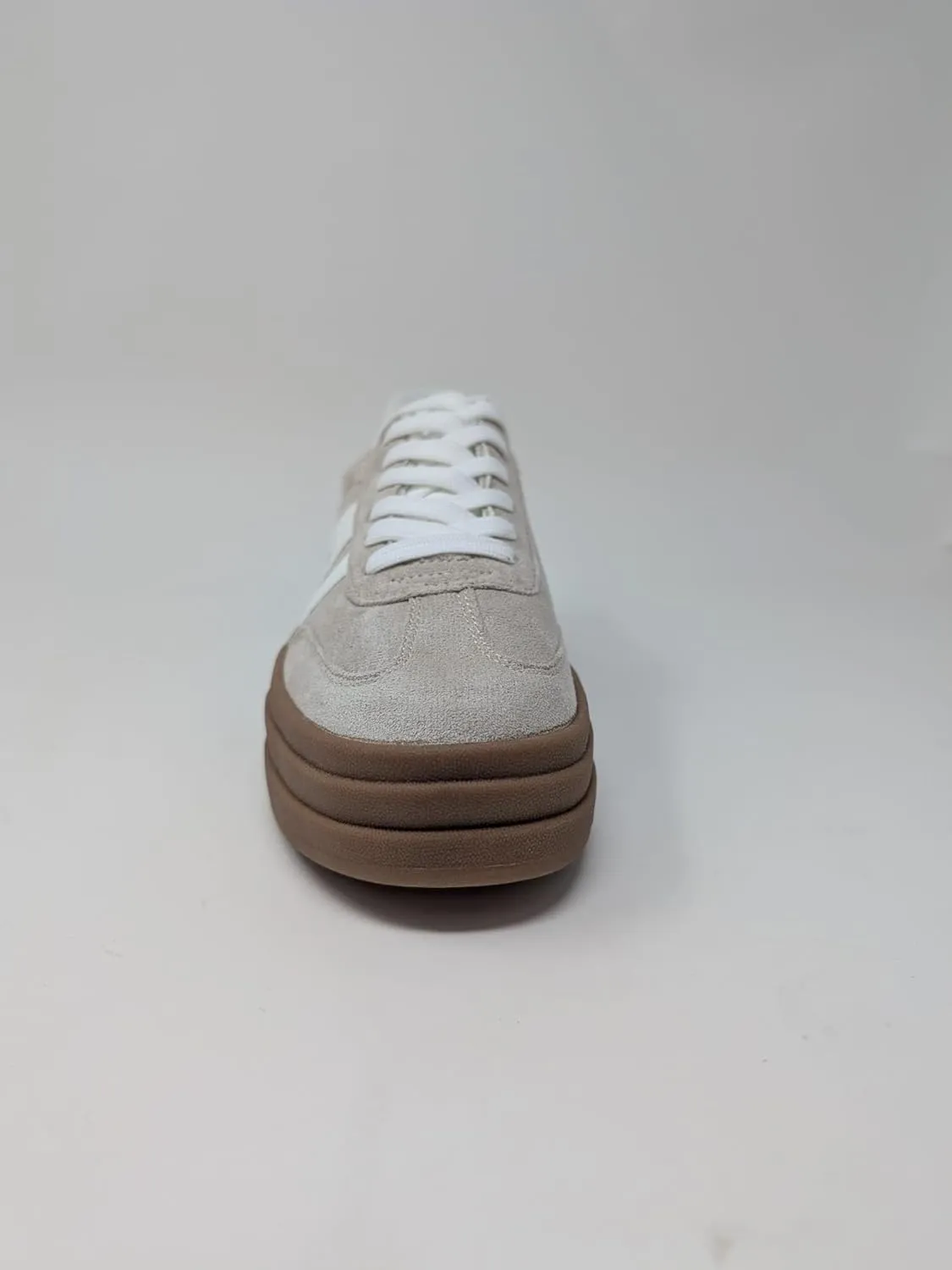 Women's Low Top Chunky Platform Sole Lace Up Sneakers