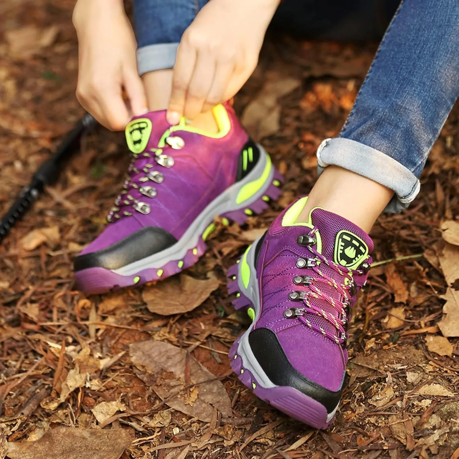 Women's Sneakers Outdoor Sports Climbing Hiking Shoes Waterproof Trekking Running Shoes Anti-Slip Wear-Resistant Climbing Shoes