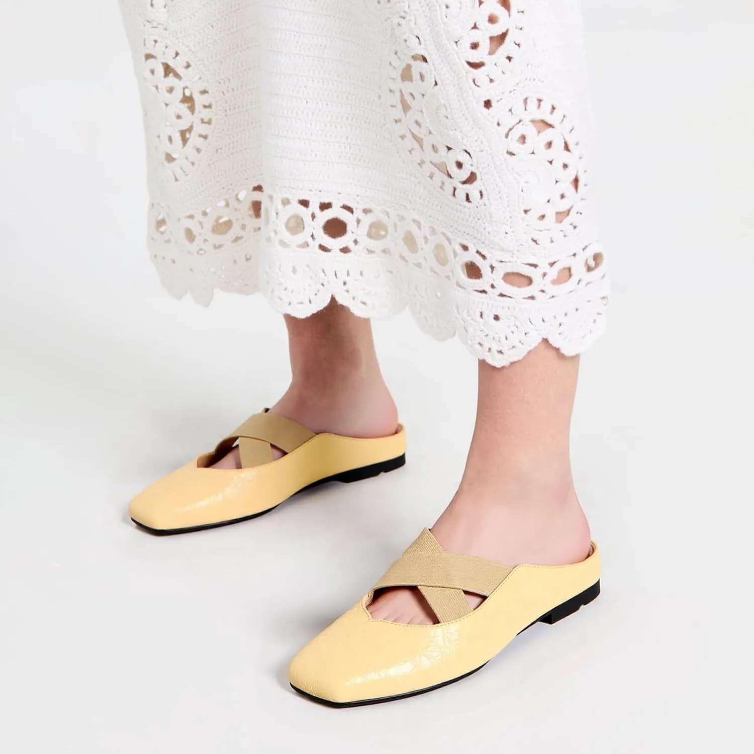 Women's Square Toe Cross Elastic Ties Flat Mules Retro Leather Closed Toe Comfortable Memory Foam Mary Jane Flats Slip On Work Casual Walking Shoes Slippers