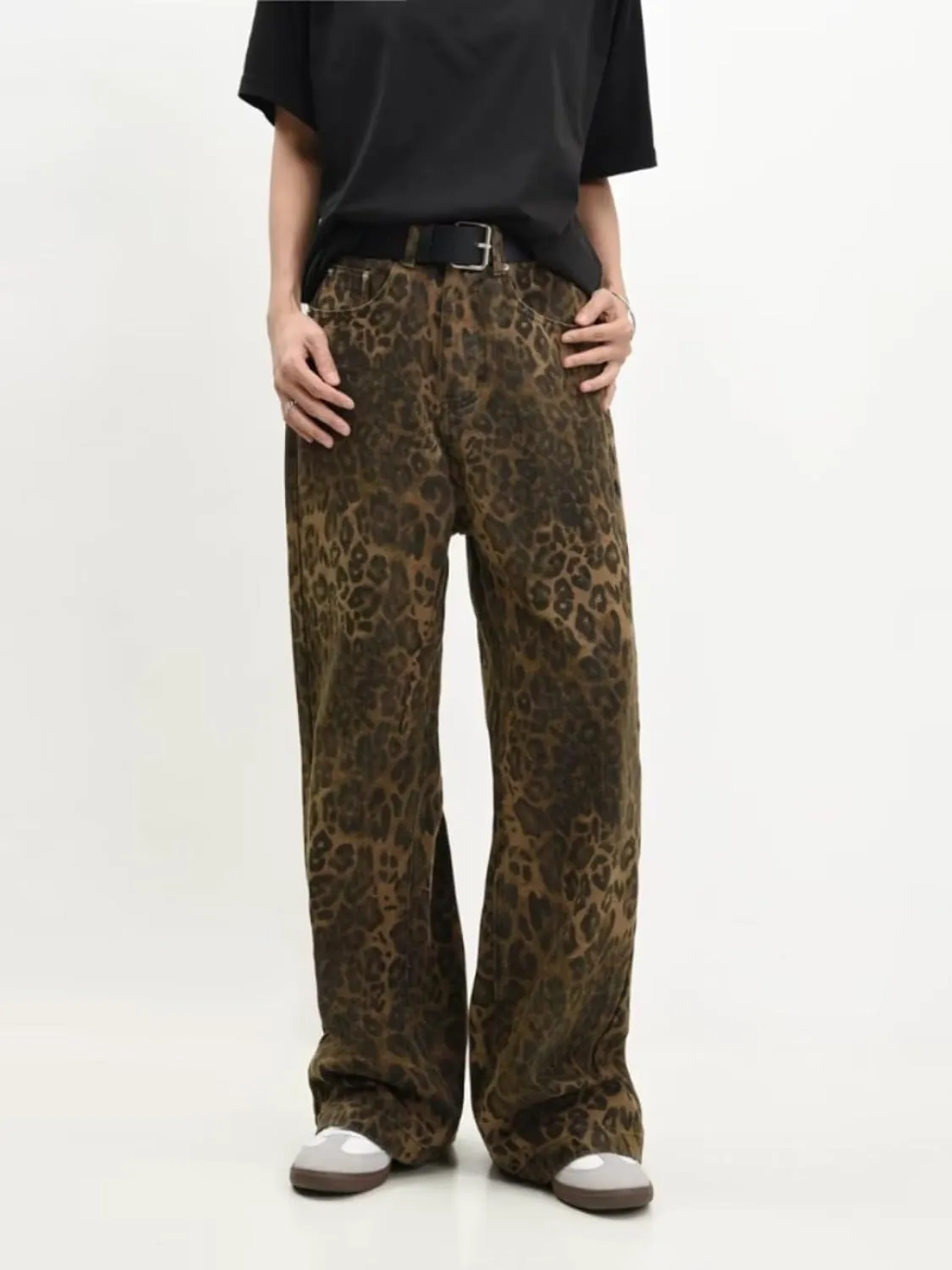 Y2K Leopard Jeans for Women and Men - Baggy Unisex Cheetah Print Straight Leg Denim with Pockets, Casual Streetwear